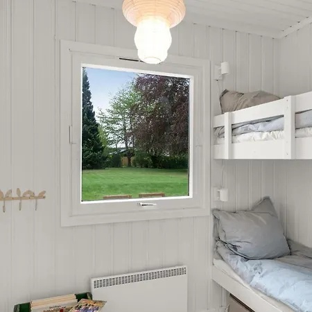 2 Bedroom Pet Friendly In * Hornbæk